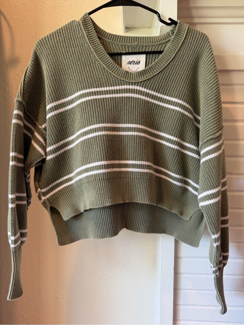 aerie Olive Green & White Striped Cropped Knit  Sweater Size Small Petite